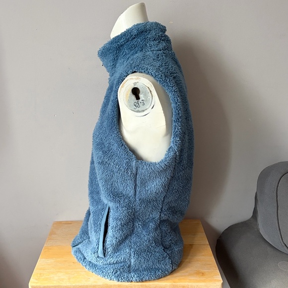 Patagonia Los Gatos Sherpa Fleece Vest - Picture 2 of 8